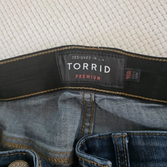 Torrid Premium Blue Skinny Jeans | Size 16R | Mid Wash Stretch Denim - Picture 2 of 15